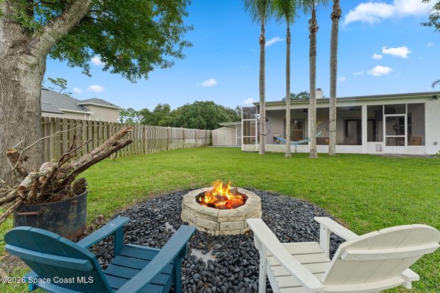 154 Nemo Circle NE, Palm Bay, FL 32907