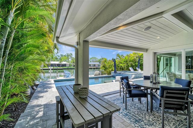 501 68TH STREET, Holmes Beach, FL 34217