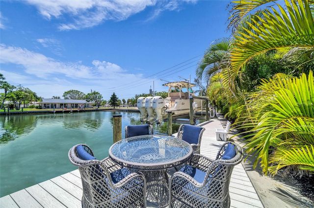 501 68TH STREET, Holmes Beach, FL 34217