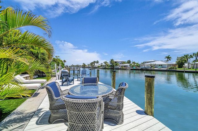 501 68TH STREET, Holmes Beach, FL 34217
