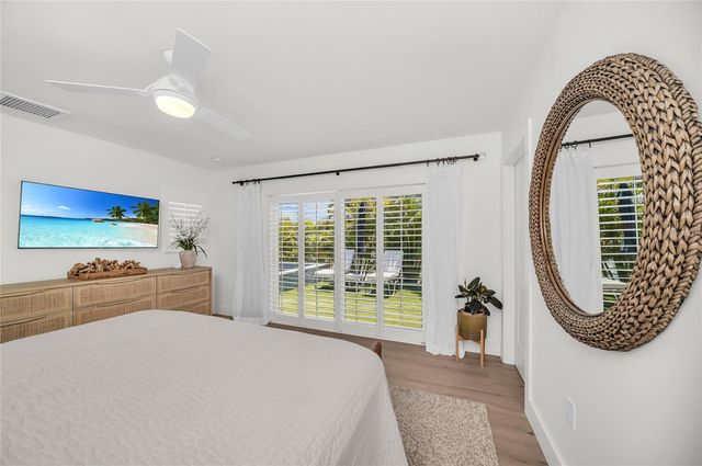 501 68TH STREET, Holmes Beach, FL 34217