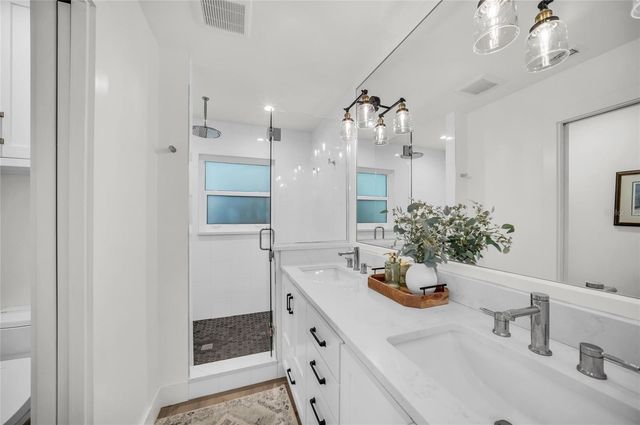 501 68TH STREET, Holmes Beach, FL 34217