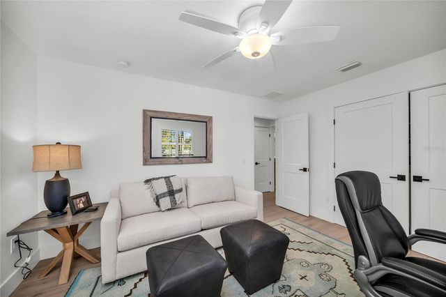 501 68TH STREET, Holmes Beach, FL 34217