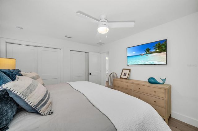 501 68TH STREET, Holmes Beach, FL 34217