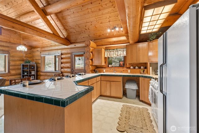 1422 Grauel Ramapo Road, Port Angeles, WA 98363