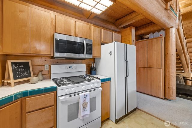 1422 Grauel Ramapo Road, Port Angeles, WA 98363