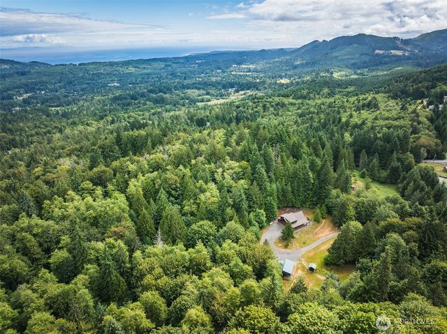 1422 Grauel Ramapo Road, Port Angeles, WA 98363