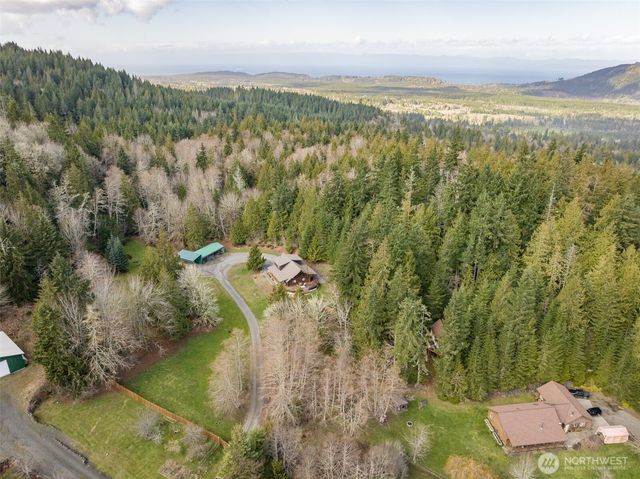 1422 Grauel Ramapo Road, Port Angeles, WA 98363