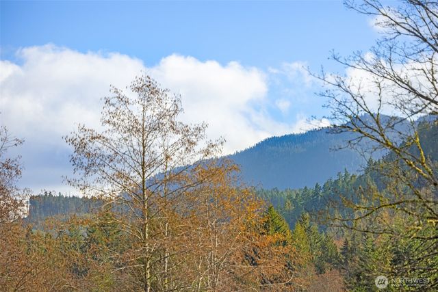 1422 Grauel Ramapo Road, Port Angeles, WA 98363