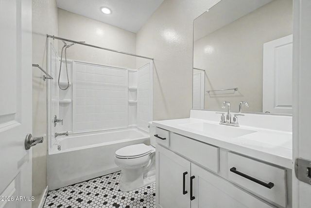 17797 W CASSIA Way, Goodyear, AZ 85338