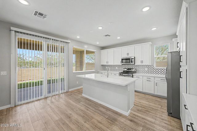 17797 W CASSIA Way, Goodyear, AZ 85338