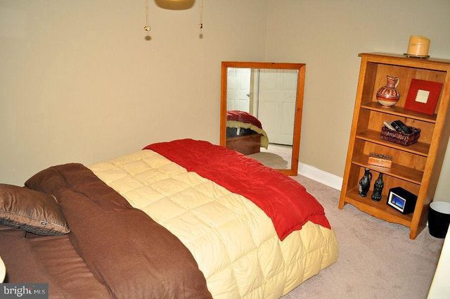 901 LEEDS AVE, Baltimore, MD 21229