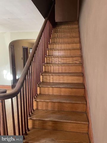 901 LEEDS AVE, Baltimore, MD 21229