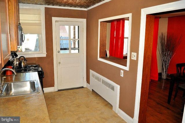 901 LEEDS AVE, Baltimore, MD 21229