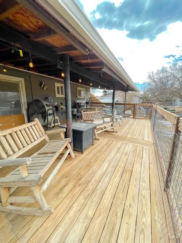 28235 Manor Dr, Rocky Ford, CO 81067