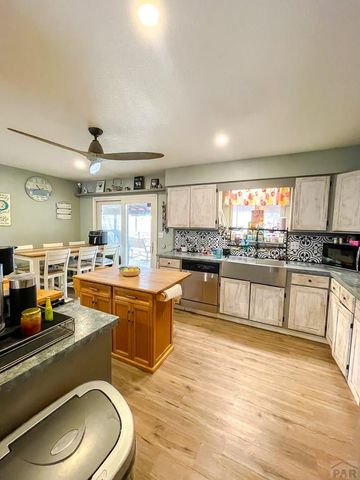 28235 Manor Dr, Rocky Ford, CO 81067