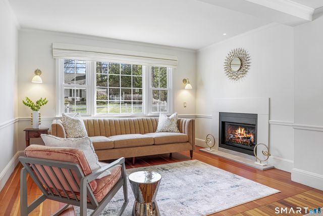 39 Park Place 39, New Canaan, CT 06840
