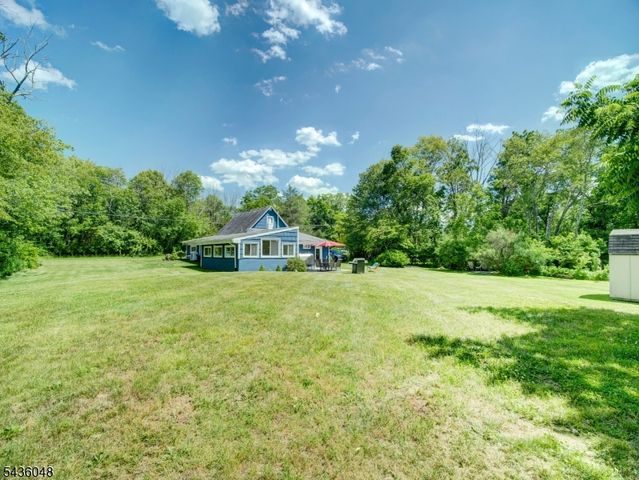 196 Bartley Rd, Washington Twp., NJ 07853