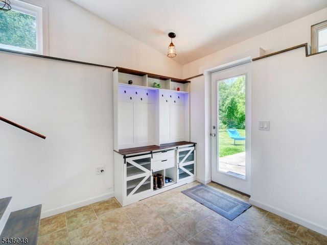 196 Bartley Rd, Washington Twp., NJ 07853