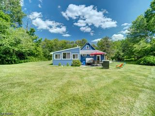 196 Bartley Rd, Washington Twp., NJ 07853