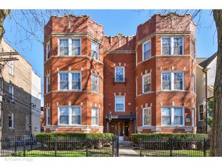1462 W Warner Avenue, Chicago, IL 60613