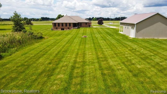75230 Cryderman Road, Richmond, MI 48062