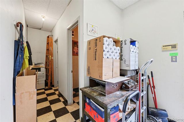 430 S Dort Highway, Flint, MI 48503
