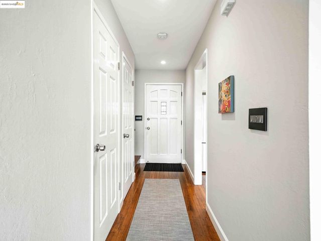 2106 Otis Dr F, Alameda, CA 94501