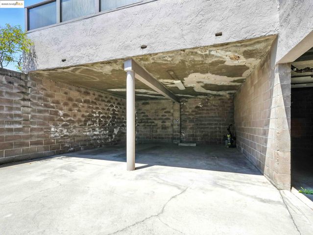 2106 Otis Dr F, Alameda, CA 94501