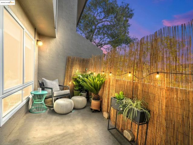 2106 Otis Dr F, Alameda, CA 94501