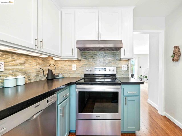 2106 Otis Dr F, Alameda, CA 94501