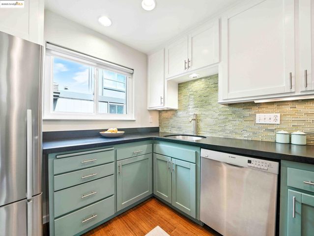 2106 Otis Dr F, Alameda, CA 94501