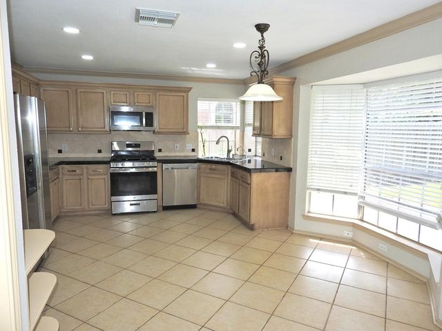 4427 Wavertree Drive, Missouri City, TX 77459