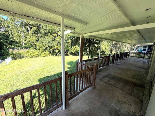 1136 KNOLL Drive W, Jacksonville, FL 32221
