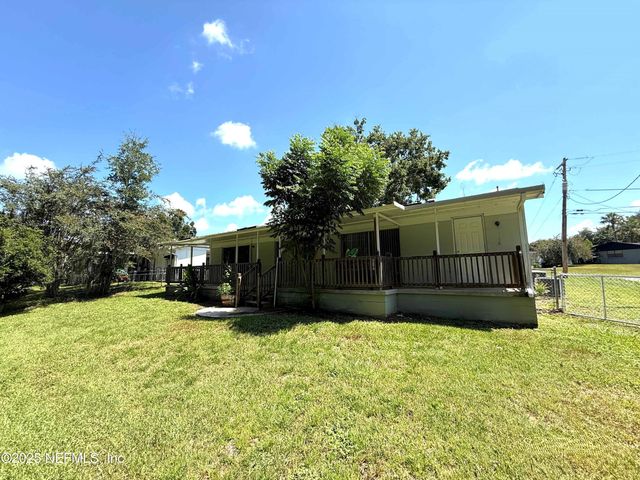 1136 KNOLL Drive W, Jacksonville, FL 32221