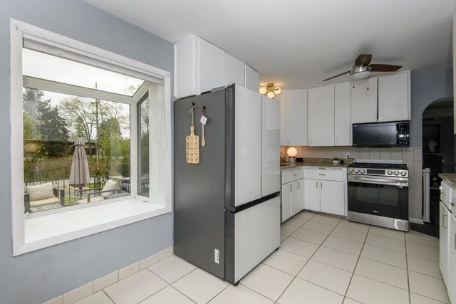 935 124th STREET, Elm Grove, WI 53122