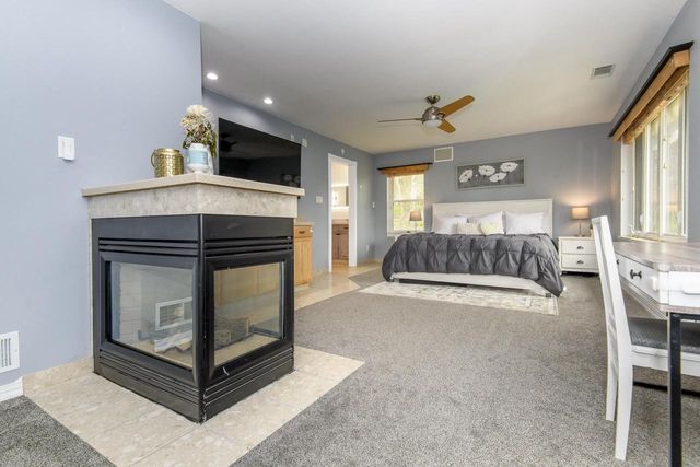 935 124th STREET, Elm Grove, WI 53122