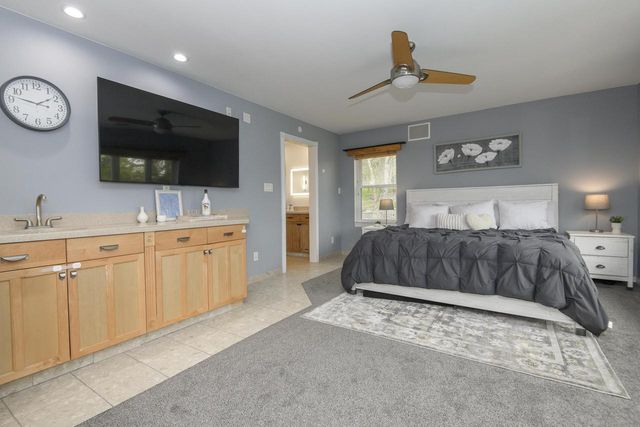 935 124th STREET, Elm Grove, WI 53122