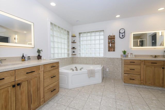 935 124th STREET, Elm Grove, WI 53122