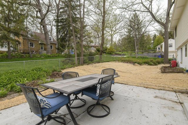 935 124th STREET, Elm Grove, WI 53122