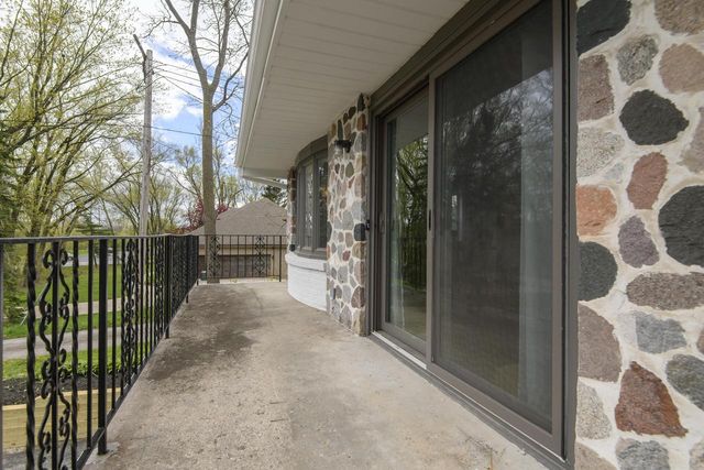 935 124th STREET, Elm Grove, WI 53122