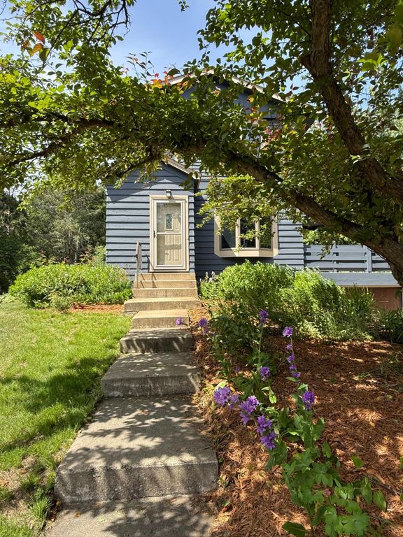 31401 Northfield Boulevard, Northfield, MN 55057 — exterior