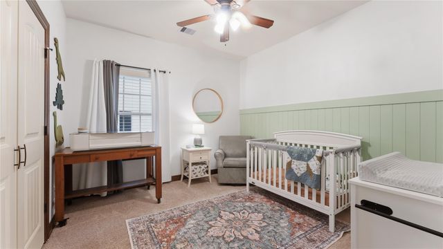 1840 Green Briar Drive, Huntsville, TX 77340