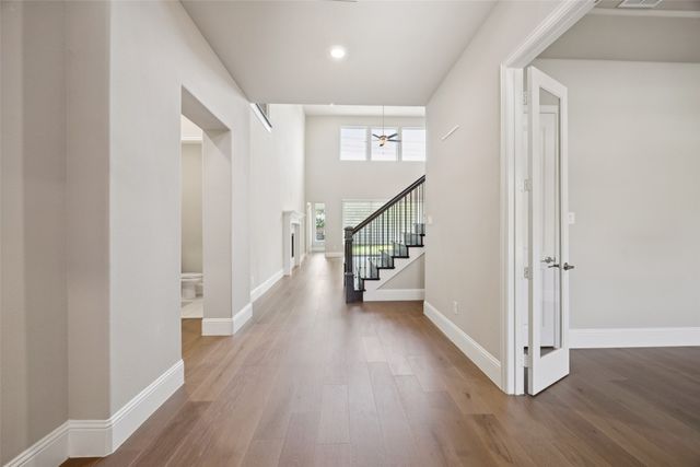2521 Hampstead Lane, Carrollton, TX 75010