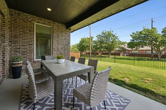 2521 Hampstead Lane, Carrollton, TX 75010