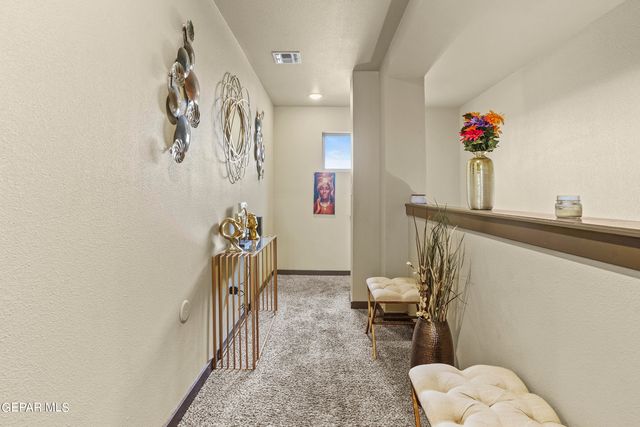 1742 BREEDER CUP Way, El Paso, TX 79928