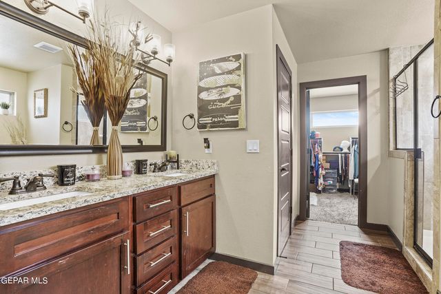1742 BREEDER CUP Way, El Paso, TX 79928