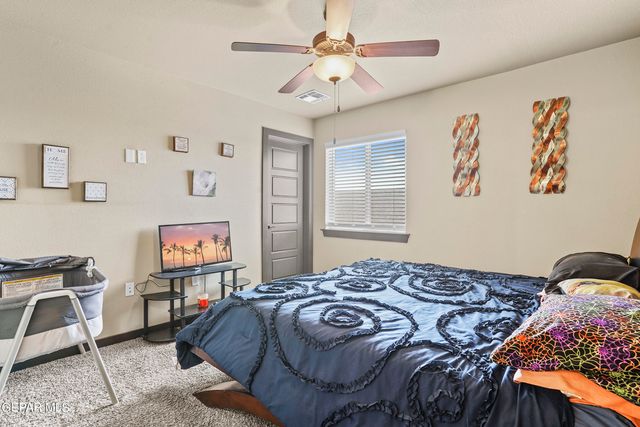 1742 BREEDER CUP Way, El Paso, TX 79928