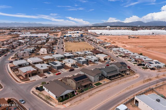 1742 BREEDER CUP Way, El Paso, TX 79928
