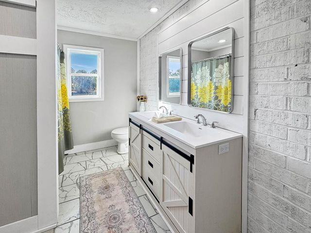 Multiple 21171 Highway 0431, Lafayette, AL 36862